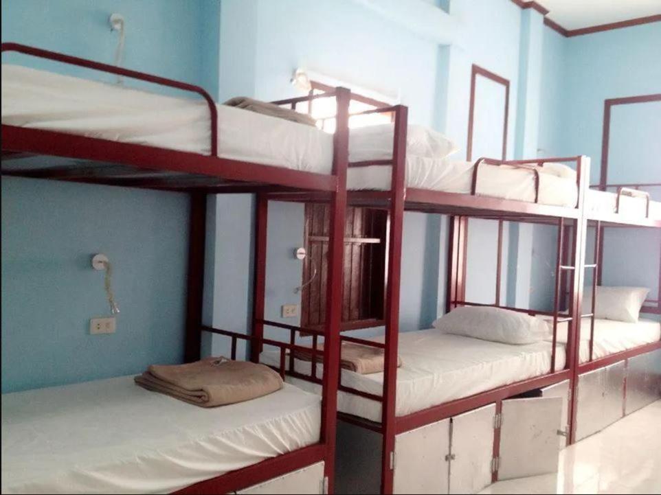 Lucky Backpacker Hostel Wientian Zewnętrze zdjęcie